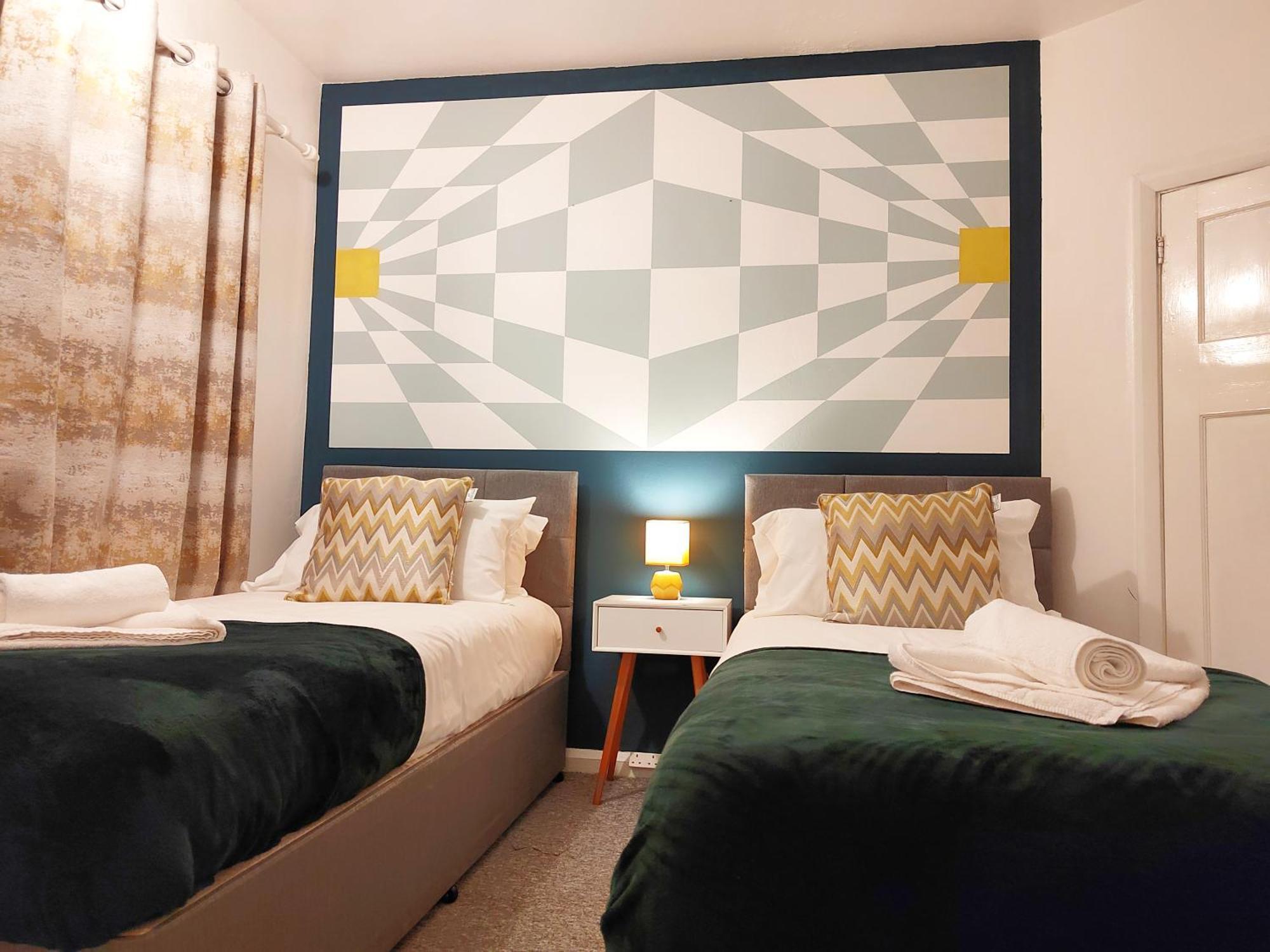 Epicsa - Corporate & Family Stay In 3 Bedroom House With Garden, Free Parking Cambridge Zewnętrze zdjęcie